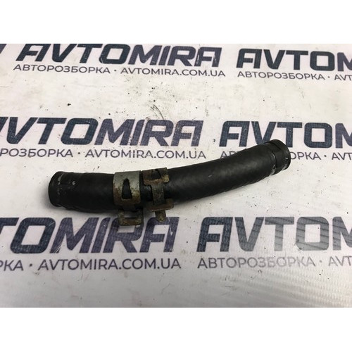 Патрубок системи охолодження Toyota Avensis T25 2.2 D-4D 2003-2008 1629726011
